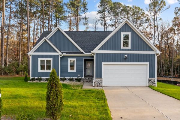 138 Ottawa Dr, Louisburg, NC 27549