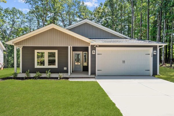 160 Rawhide Dr, Centerville, NC 27549